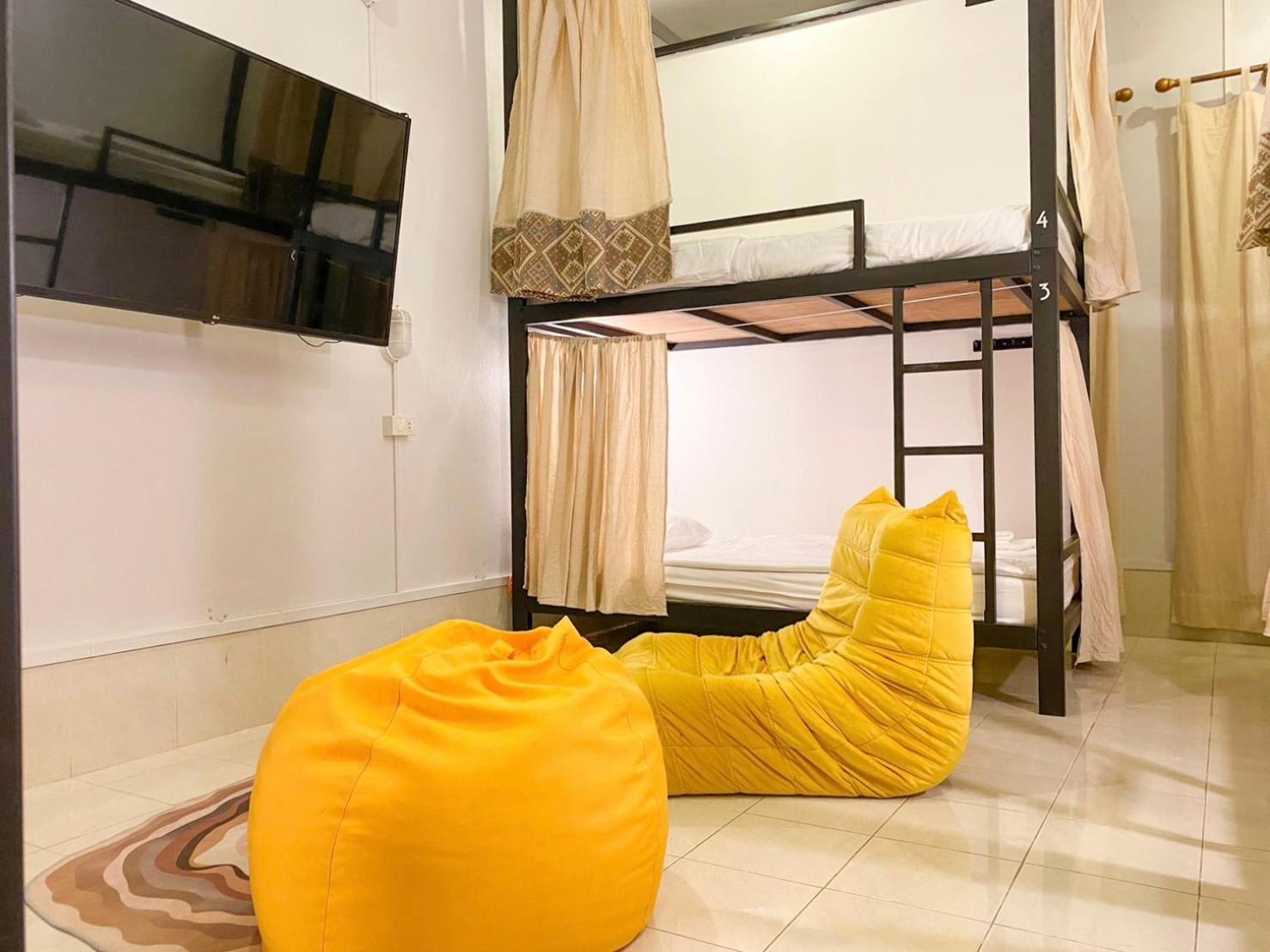 Sathiti Cafe & Bed Apartment Vientiane Luaran gambar